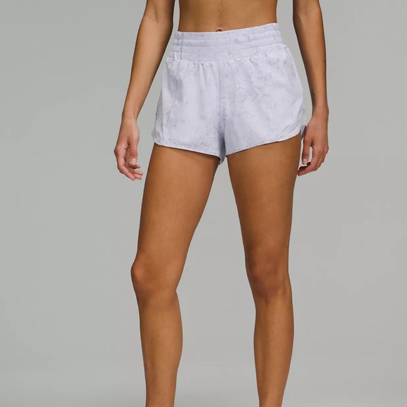 🍋 Lululemon 🍋 Hotty Hot HR Shorts 2.5” inseam Gravel Dust Pastel Blue - Picture 3 of 11